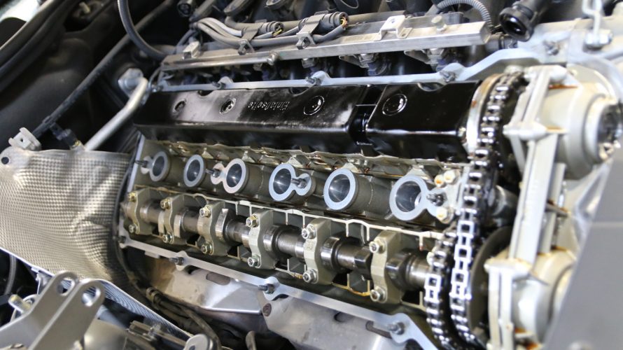 E85Z4なお客様の、オイル漏れ修理!